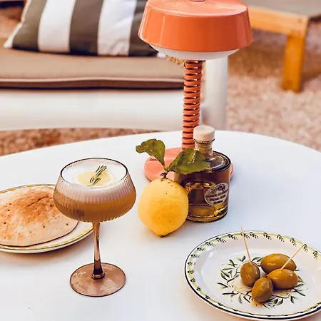 دي لوندريه 3* مينتون