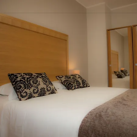 دي لوندريه مينتون