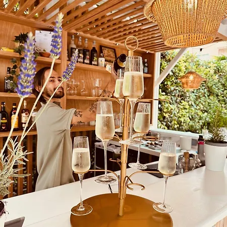 دي لوندريه 3*